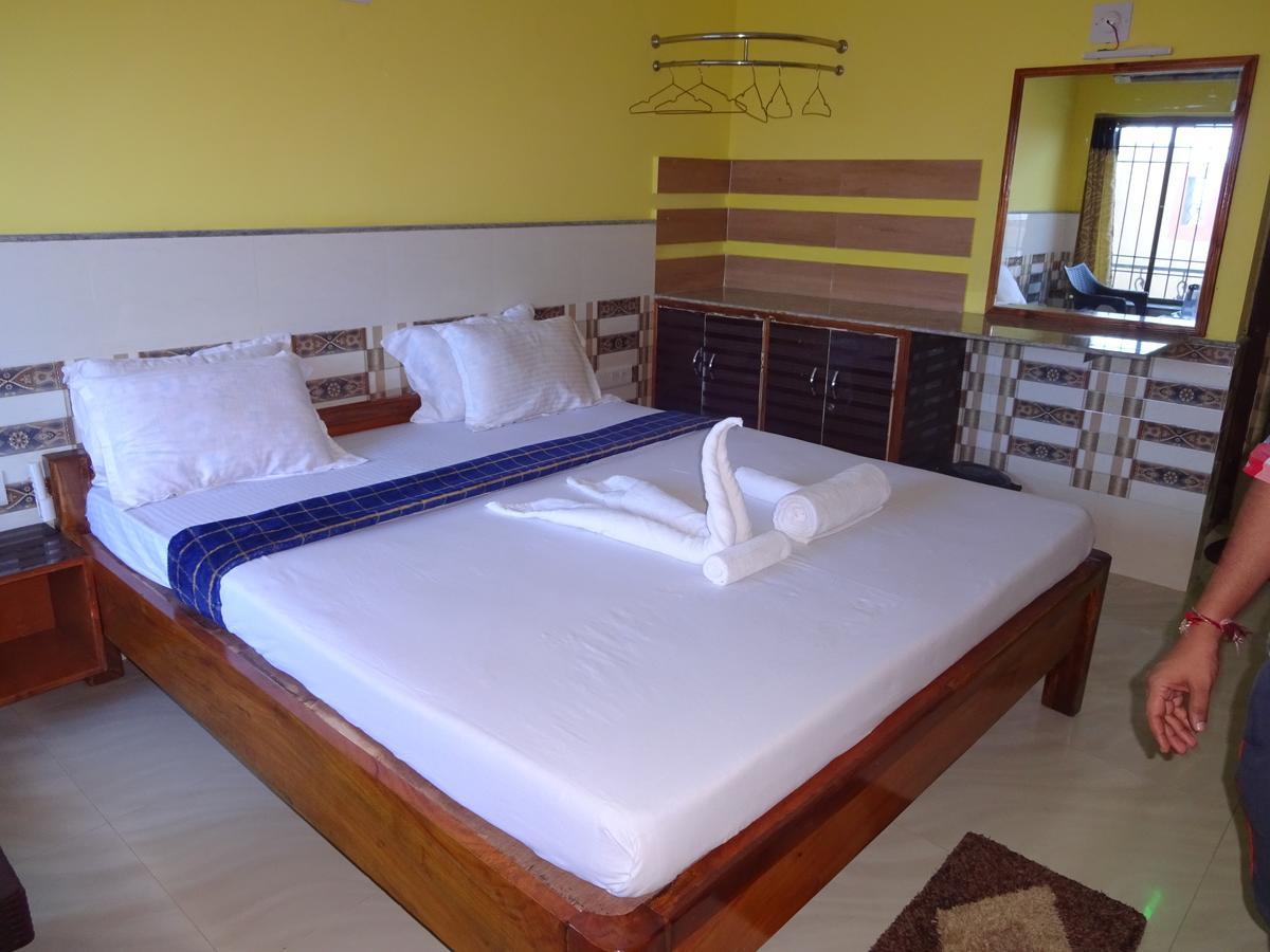 Hotel On Call Puri Laxmi Beach Resort Extérieur photo