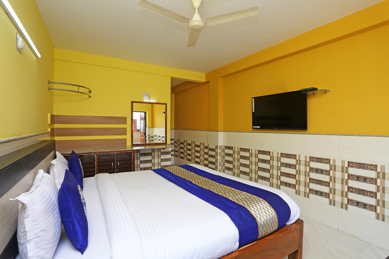 Hotel On Call Puri Laxmi Beach Resort Extérieur photo